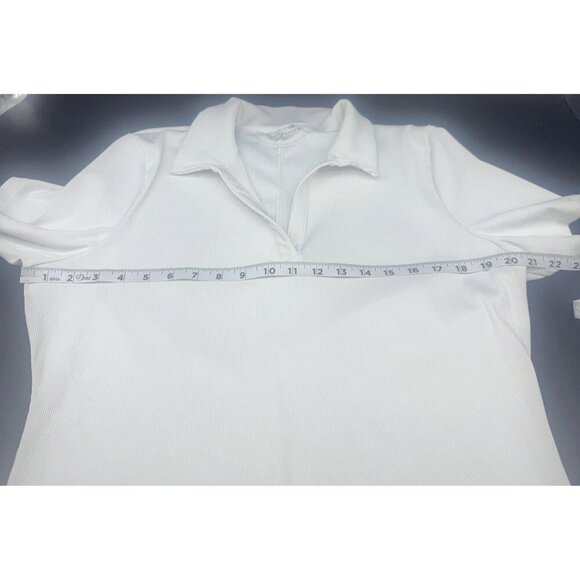 Travis Mathew Women’s White Short Sleeve Move Knit V Neck Ribbed Polo Top Sz XXL - Picture 8 of 9